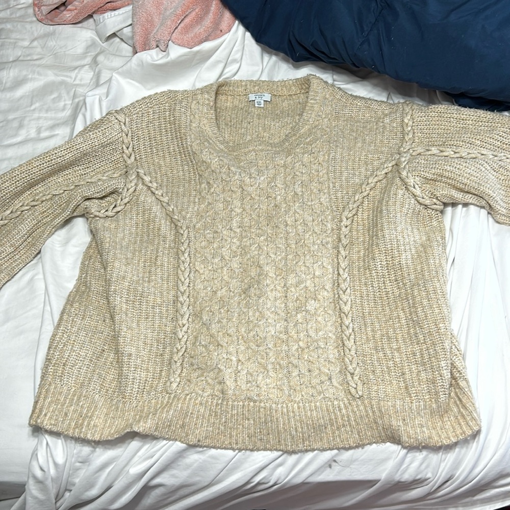 Crown and Ivy Sweater